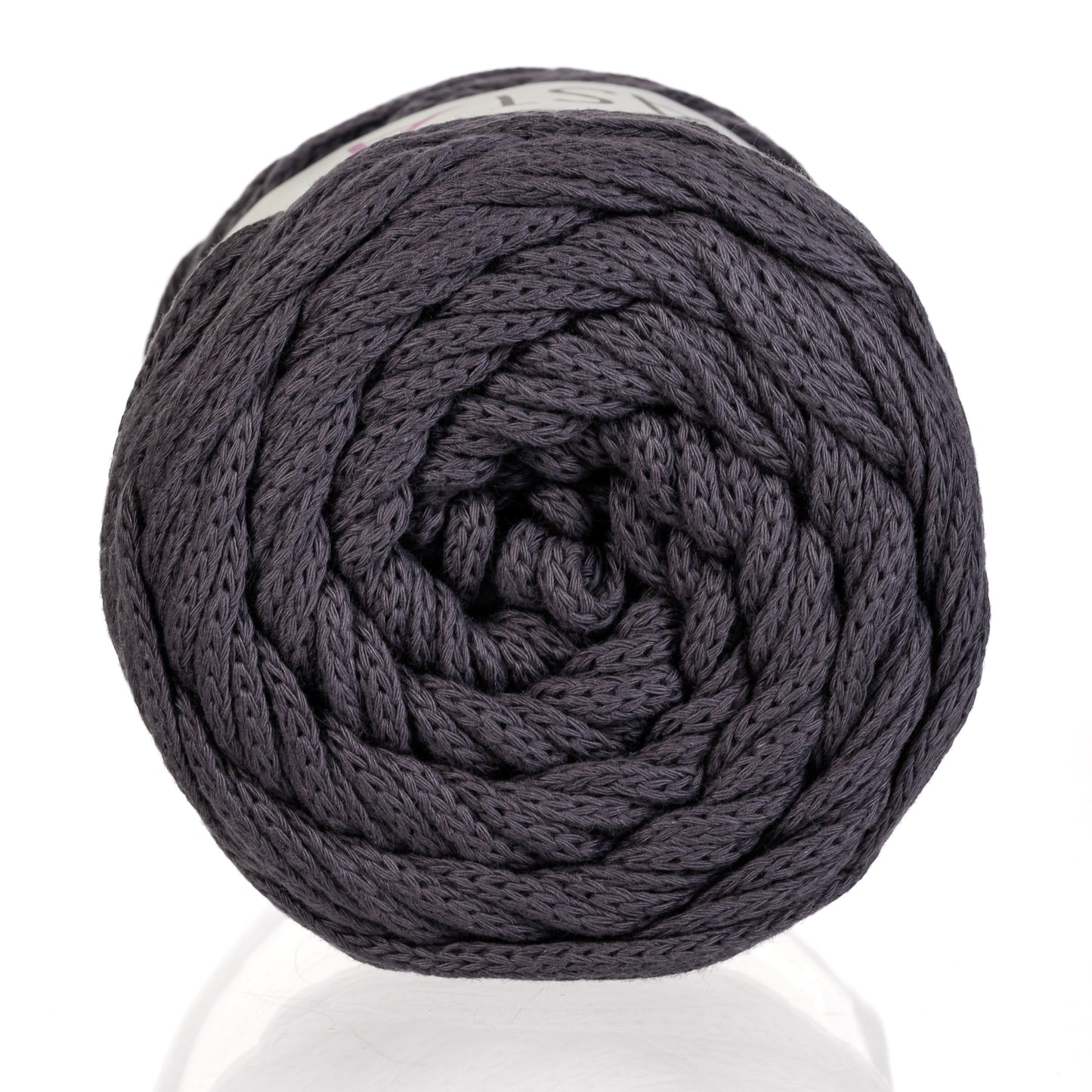 Coma Cotton Yarn in Ash Color Detail View