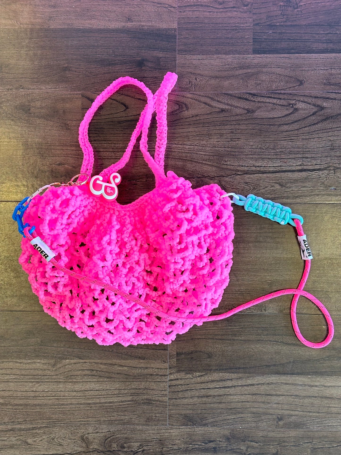 UGLY-basket bag (hot pink)